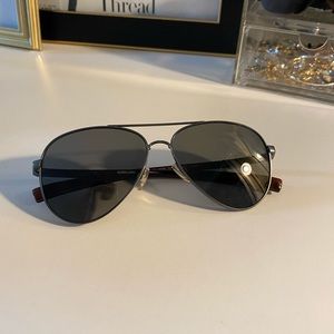 Black aviator glasses